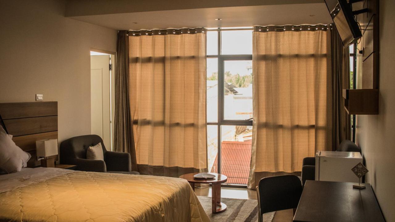 מויובמבה Murano Hotel מראה חיצוני תמונה