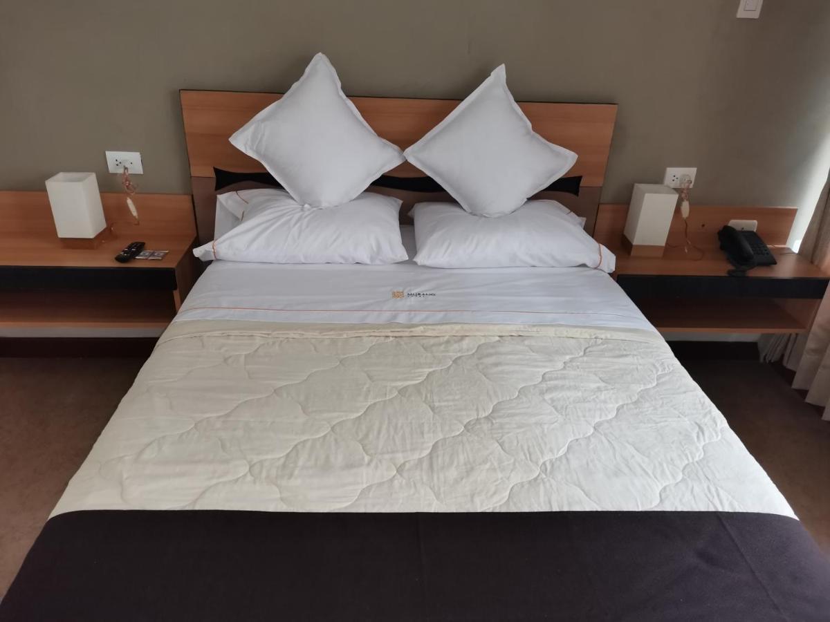 מויובמבה Murano Hotel מראה חיצוני תמונה