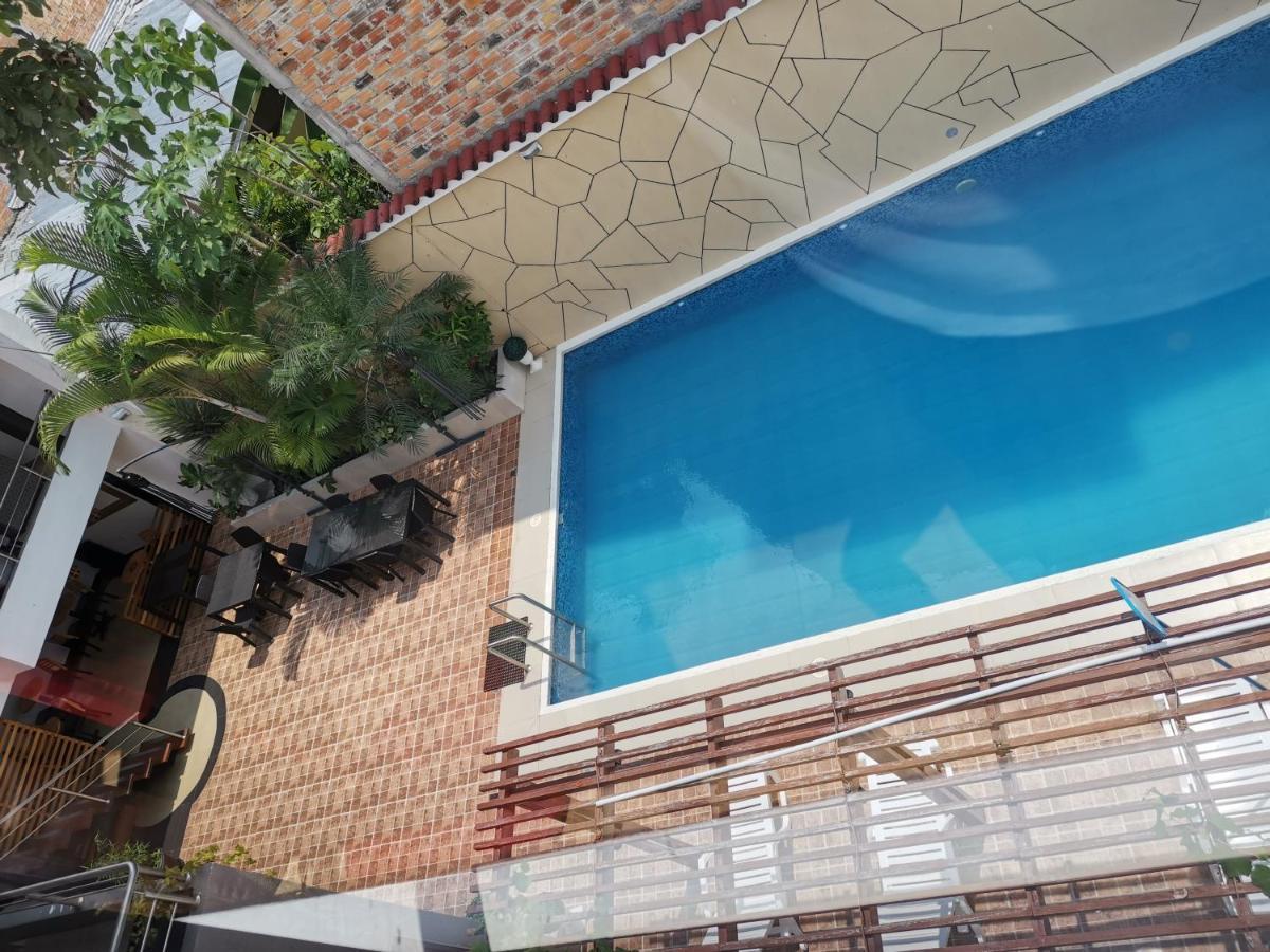 מויובמבה Murano Hotel מראה חיצוני תמונה